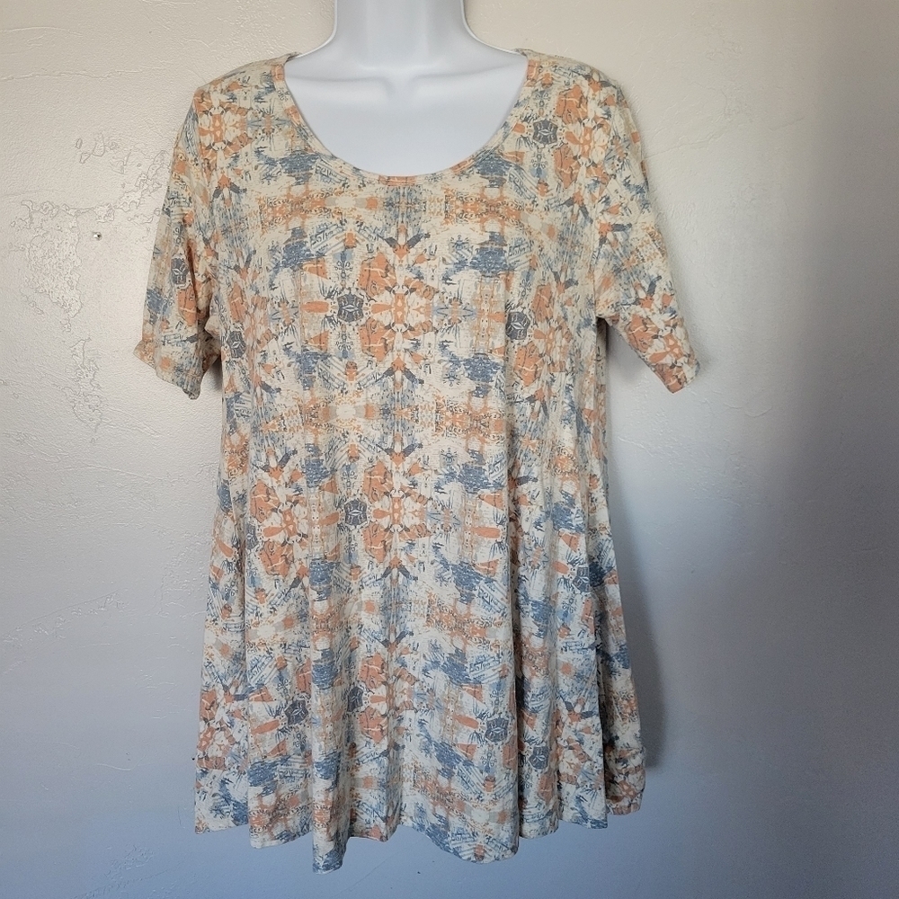 LuLaRoe Small Short Sleeve Blouse Beige Blue Orange Pattern Oversized Fit Tunic